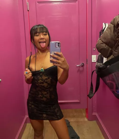 i wanna flash u my asian tittes baby 