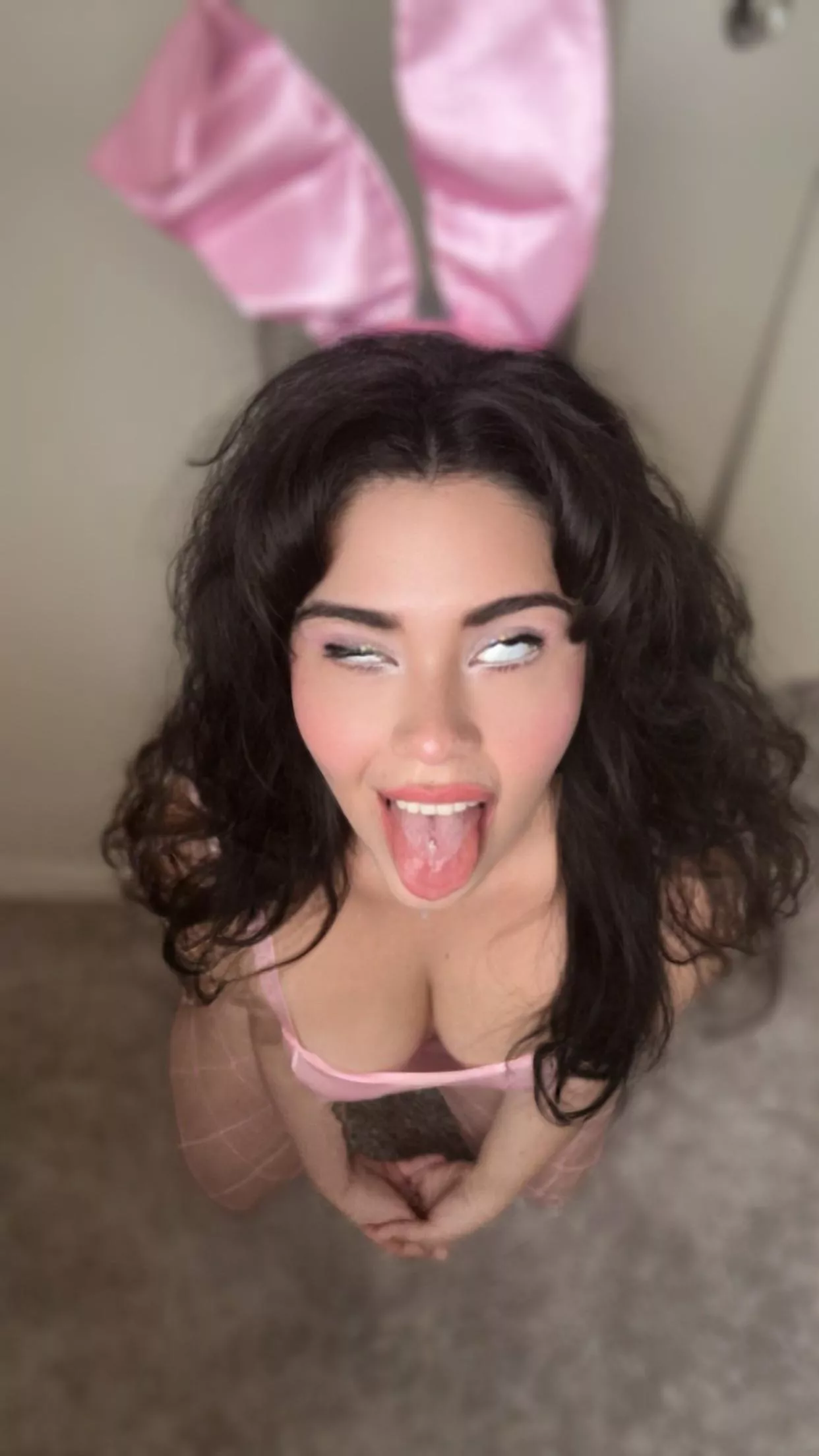 I’ll stay down on my knees for you, daddy 