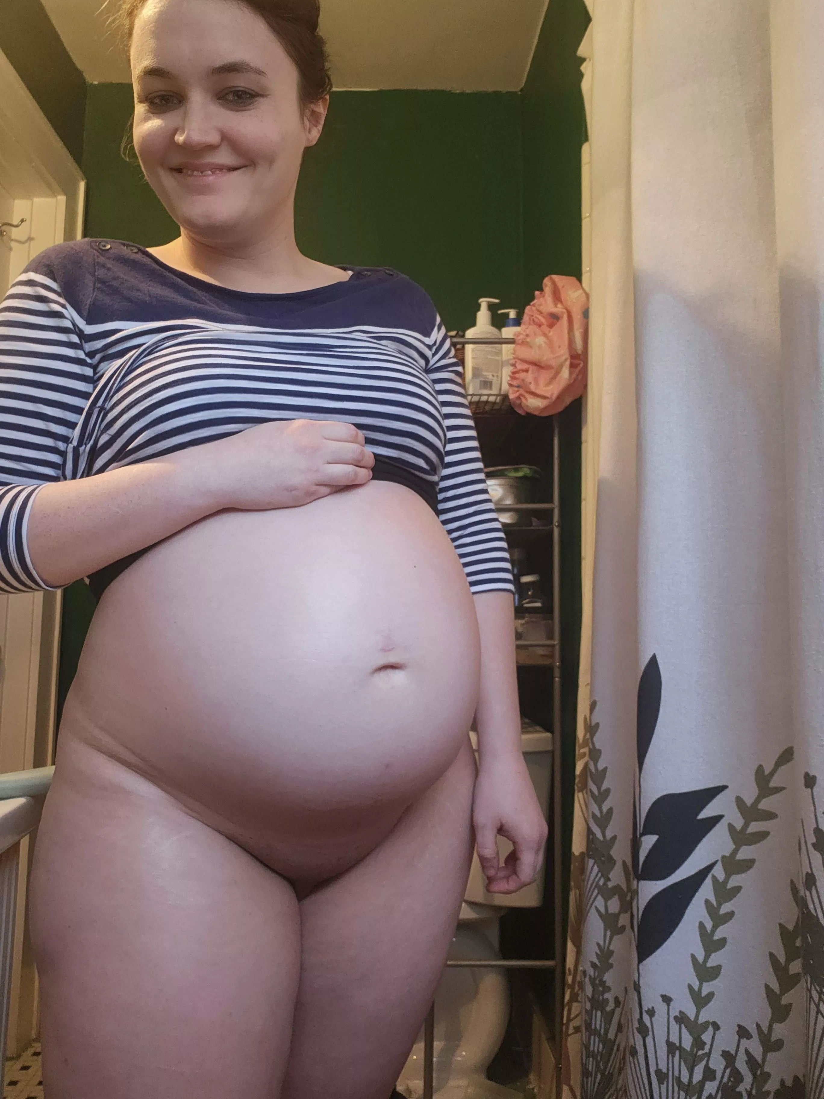 I'm just bumping around over here, what about you? 💋 