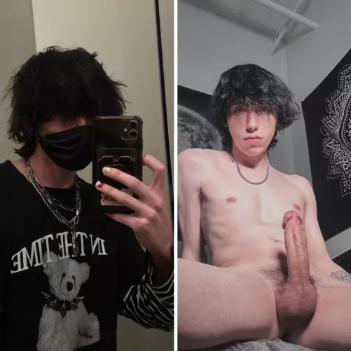 In public VS at home [19] 🙊