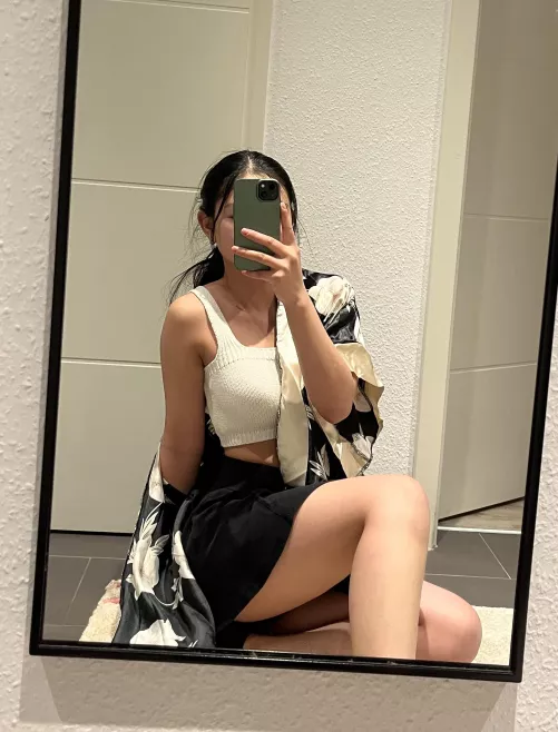 its comfy so I wear it~ simple as that :3