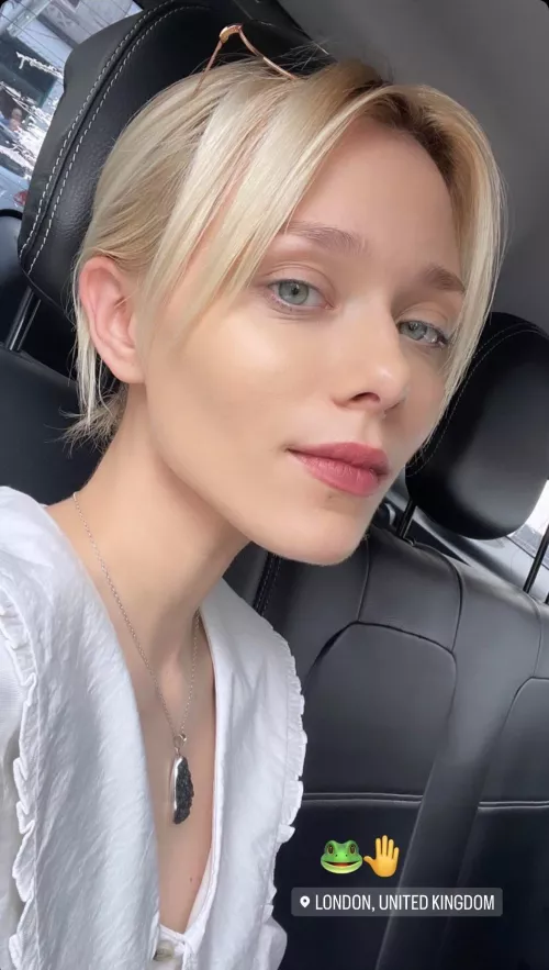 Ivanna Sakhno makes me feel so Bi for some buds 