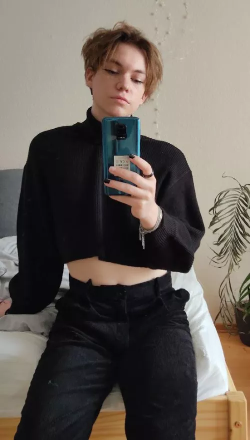 just another day of being a big burly buff beast of a man (im soo strong and manly)