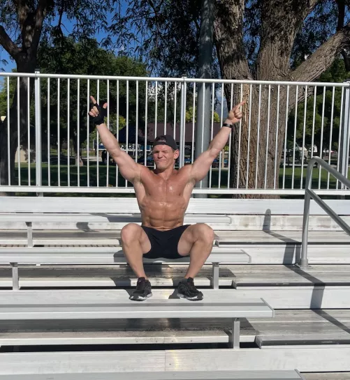 Lick my sweaty East European armpits!