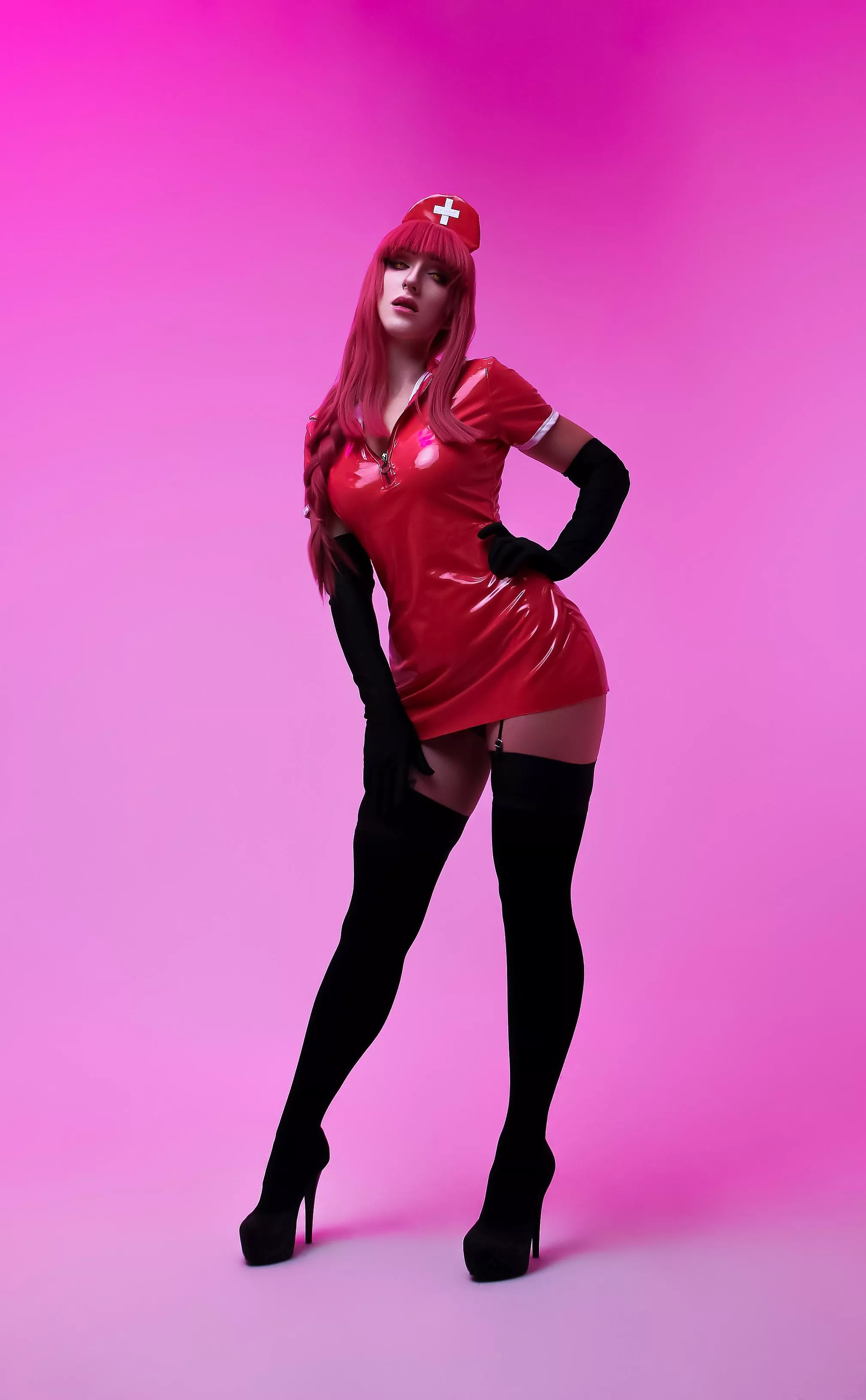 Makima from Chainsaw Man cosplay by sevir_cosplay