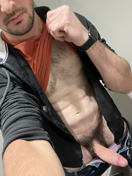 Meet me in the work bathroom 😘