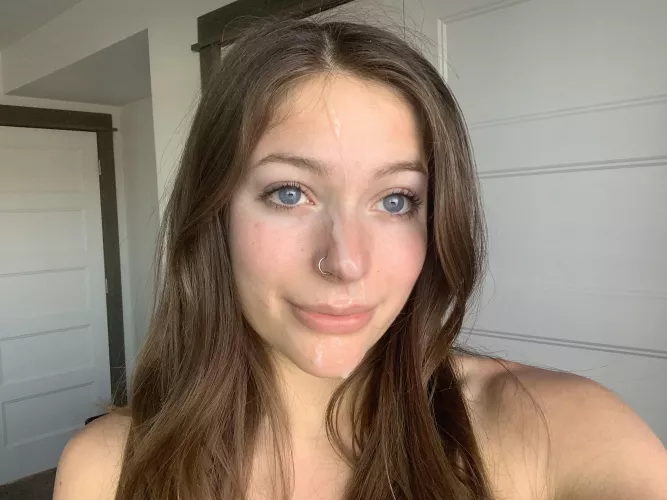 No one suspects what a cumslut I am 