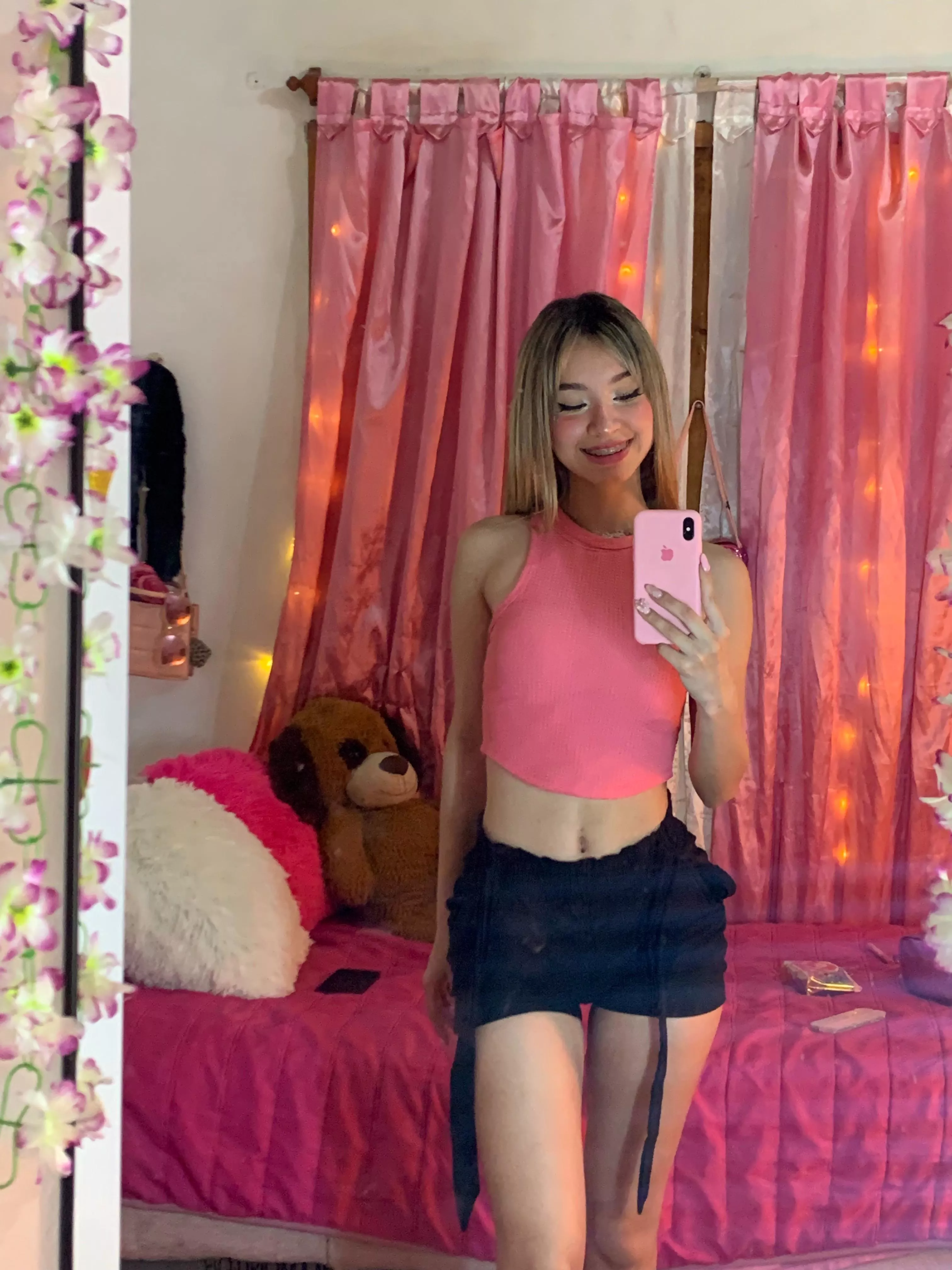 Pink crop tops are the best kind of crop tops, change my mind!