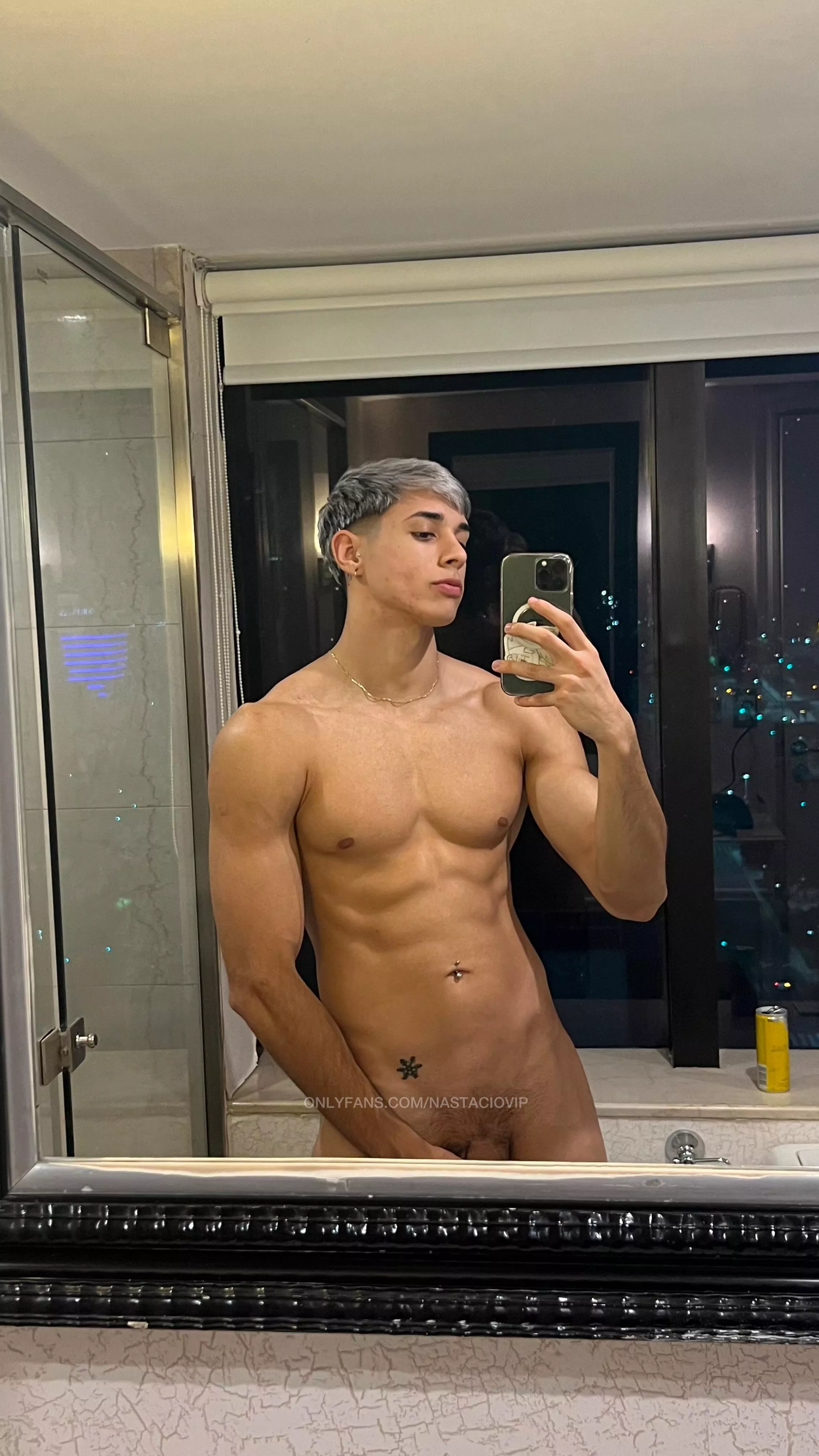 quien se suma a una ducha? 💧🔥