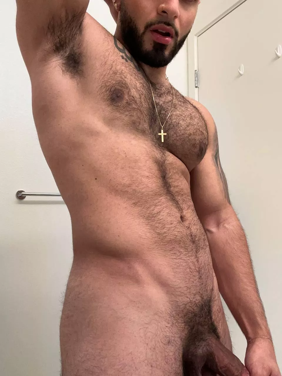 Say “yes” i’ll send you nudes