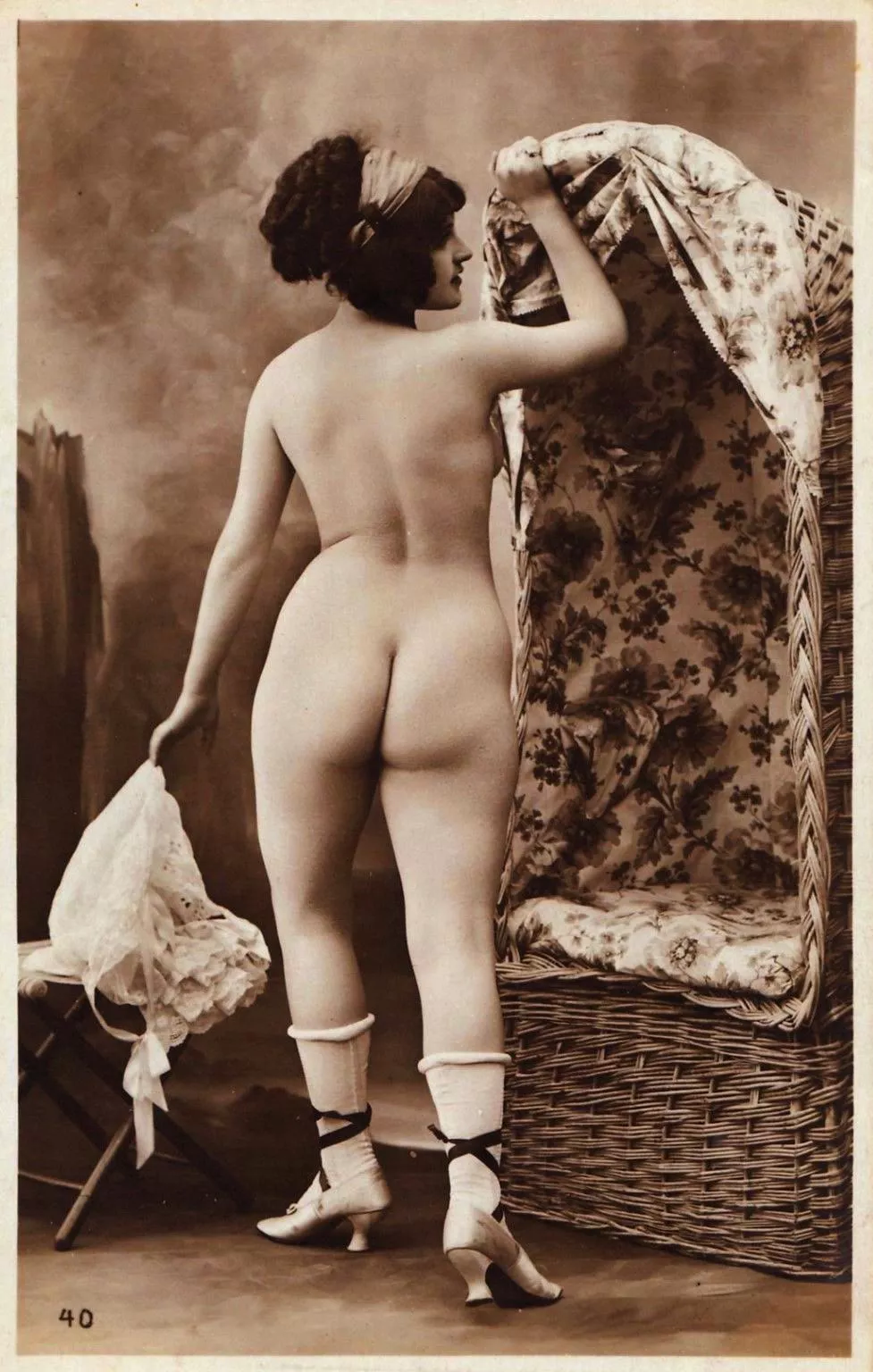 Sir, If I may briefly intrude into your personal persusings, I can most highly recommend Ealonor's Maids of Barnet, who did this past week provide me with one of the most hard-working and versatile maids that I have employed for some given time.