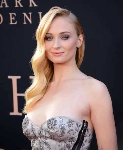 Sophie Turner 
