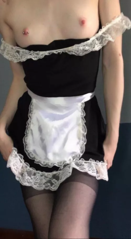 Taking some pics of my tits