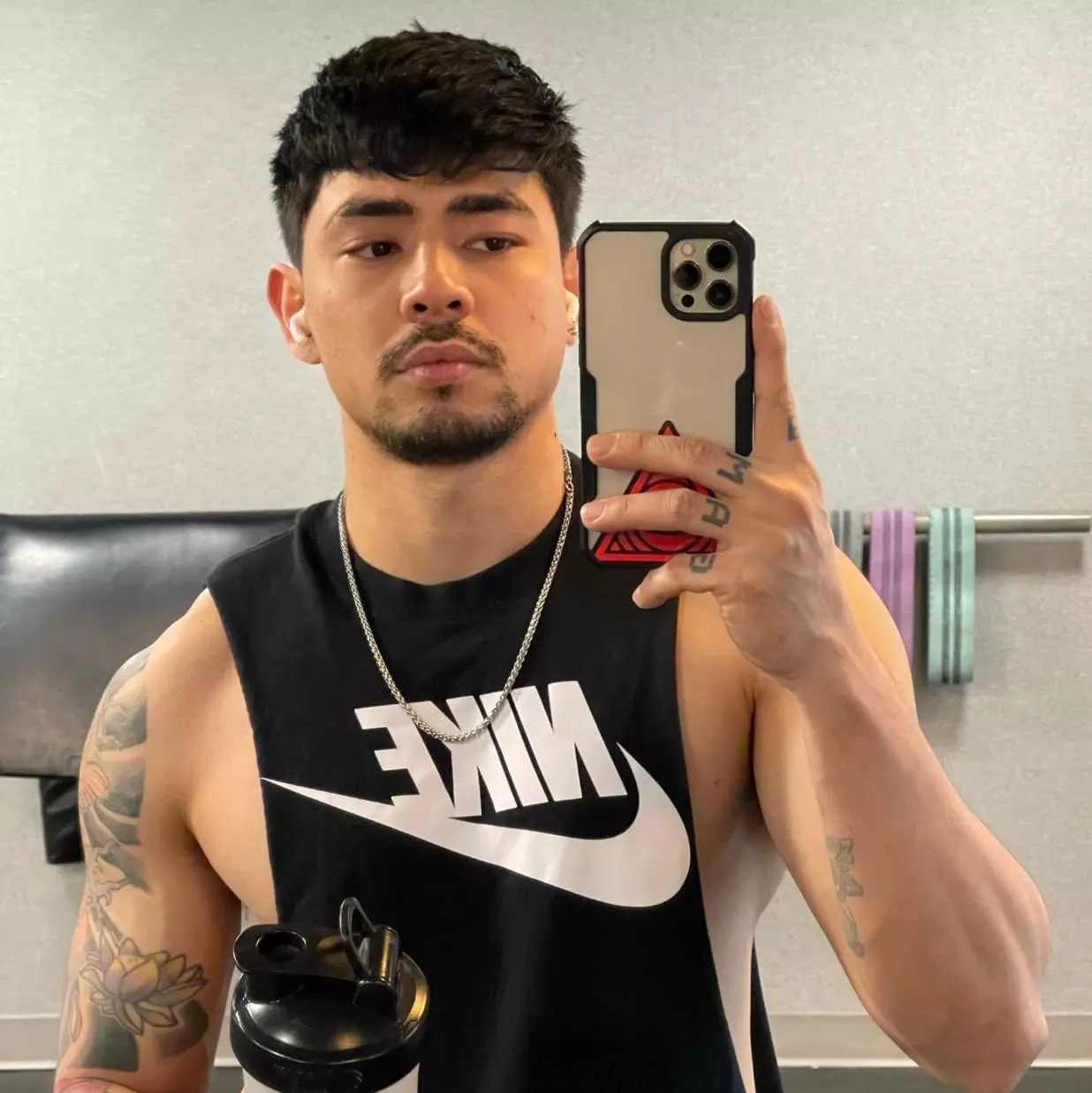 That mandatory selfie when you just finished working out and still pumped... That mandatory selfie when you just finished working out and still pumped...