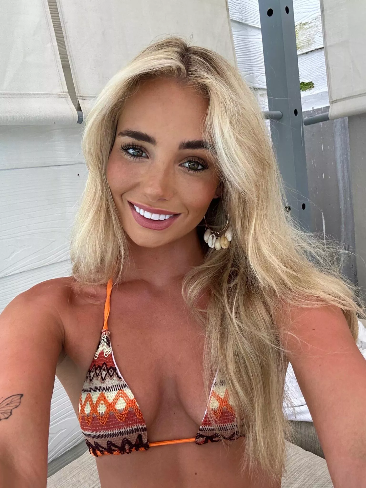 This is the smile i have when i'm on holiday