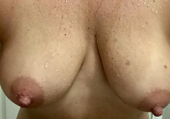 Wet and ready for your mouth 💦