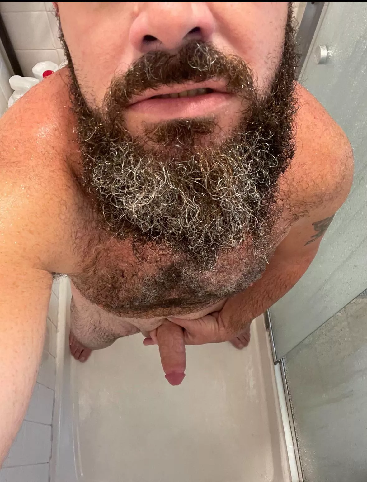 Y’all seemed to enjoy my shower selfie. Here’s another