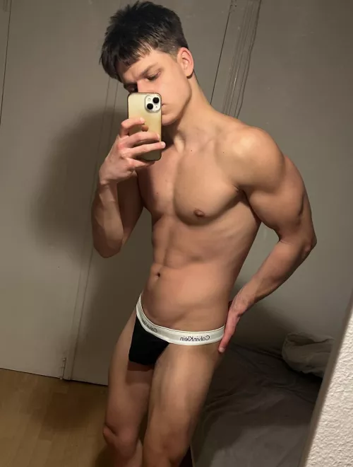 (19)Would you lick my undies?