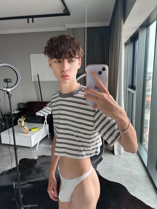 (19yo) Is my butt cute and inviting enough for you to fill in it?