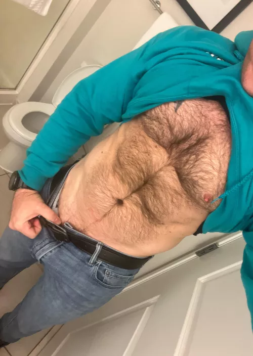 [38] bored dad looking to chat