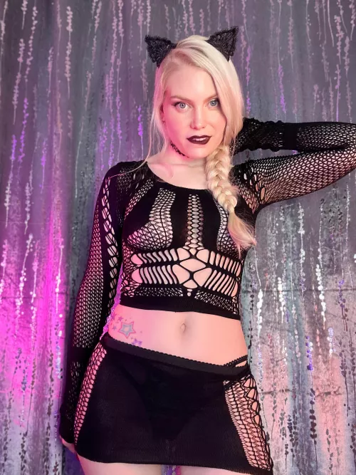 Are you biting your lip too