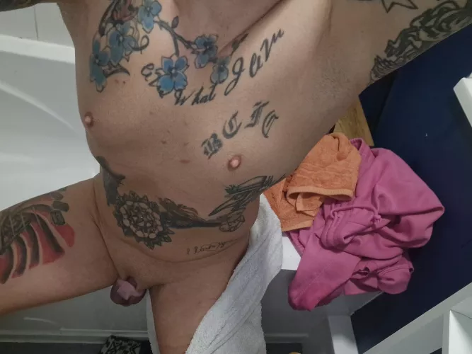 Being locked, makes me easy!!!! Damn I want to be used!!!