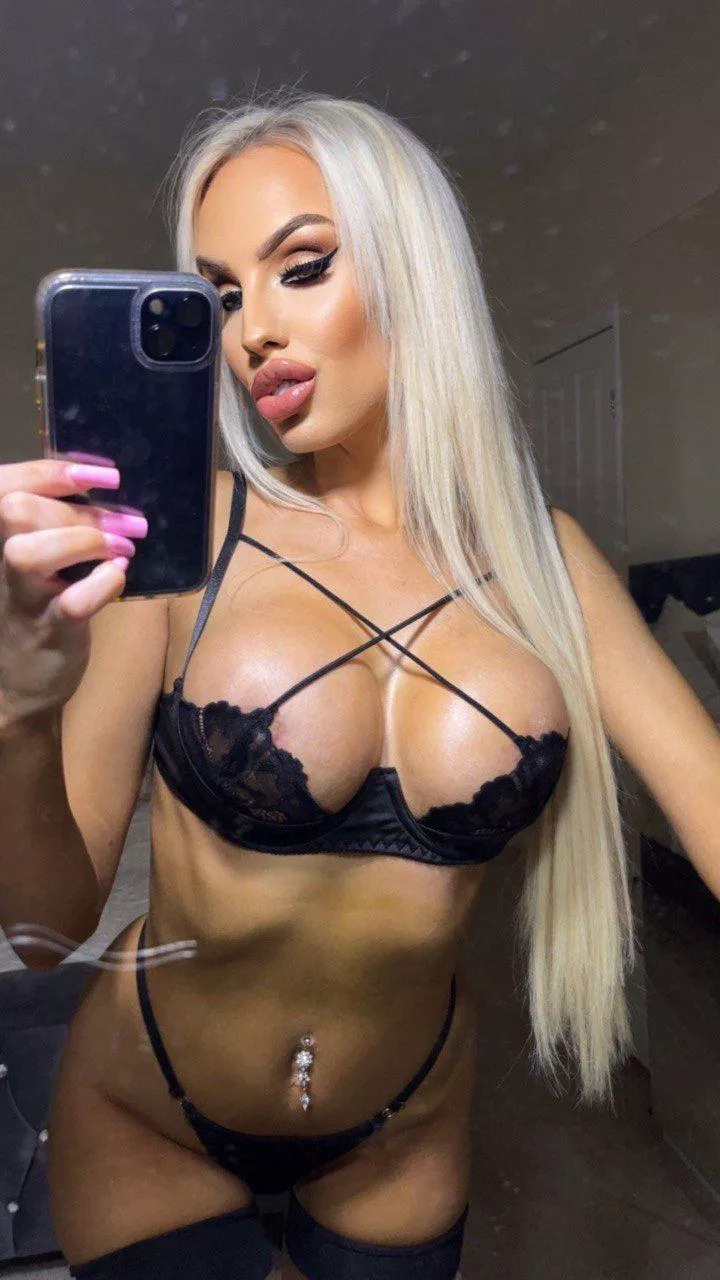 Big bimbo tits fit well on a tiny frame