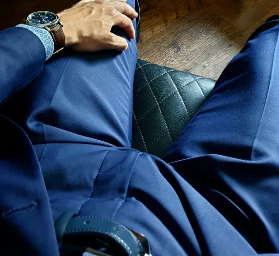 Come sit on daddy's lap (M22)