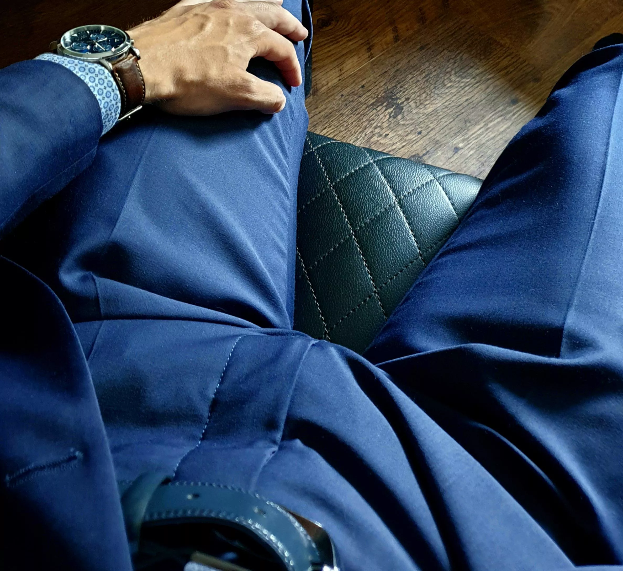 Come sit on daddy's lap (M22)