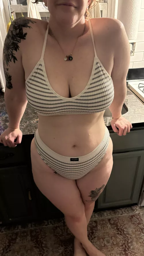 Comfy and sexy Sunday morning