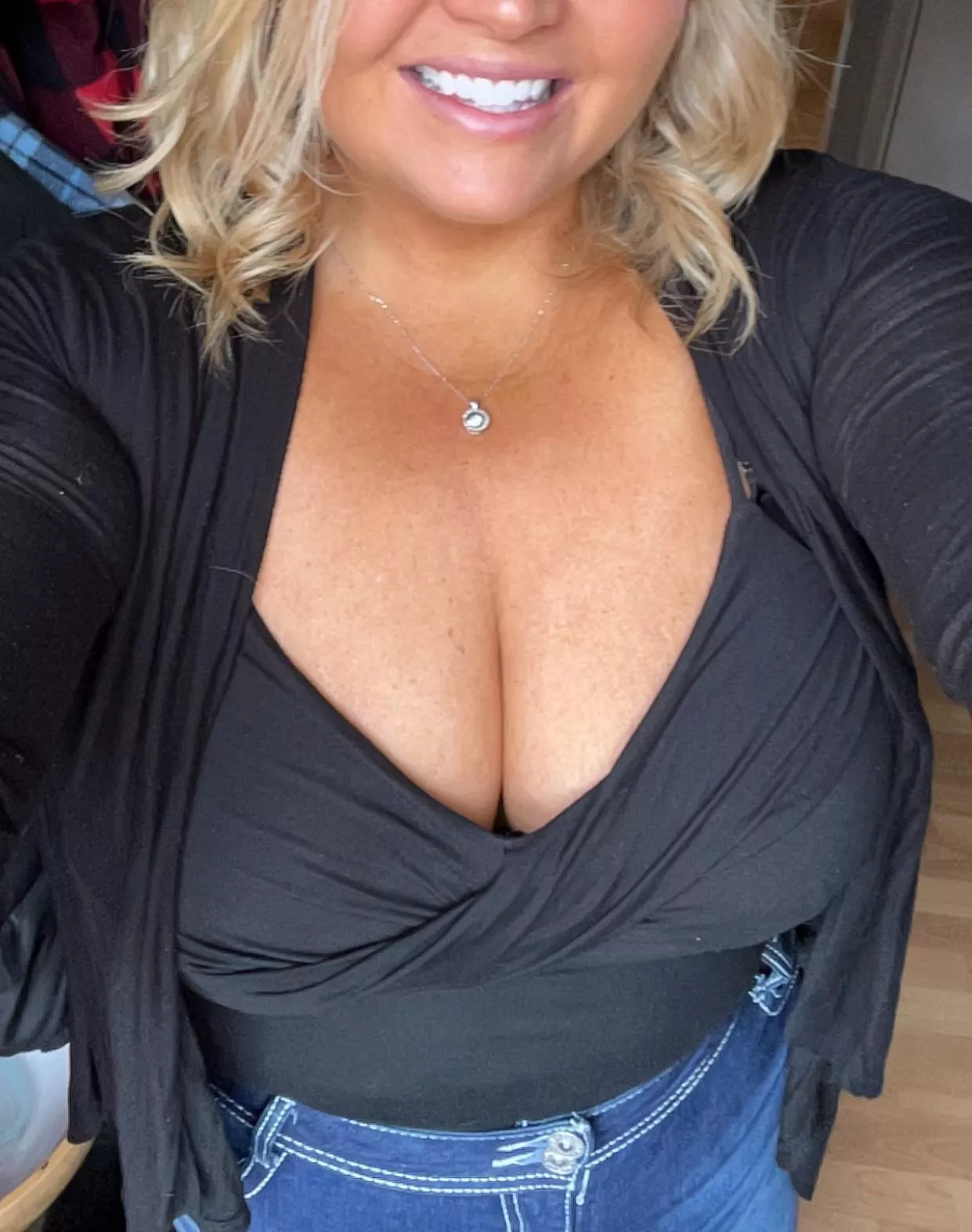 Date night.. would you stare at her tits? 