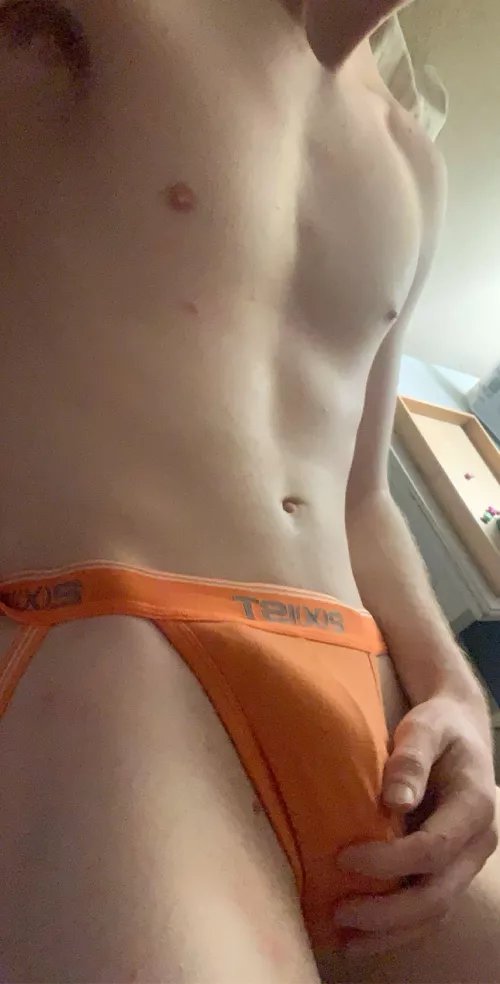 Didn’t think I’d like the orange this much! 🧡