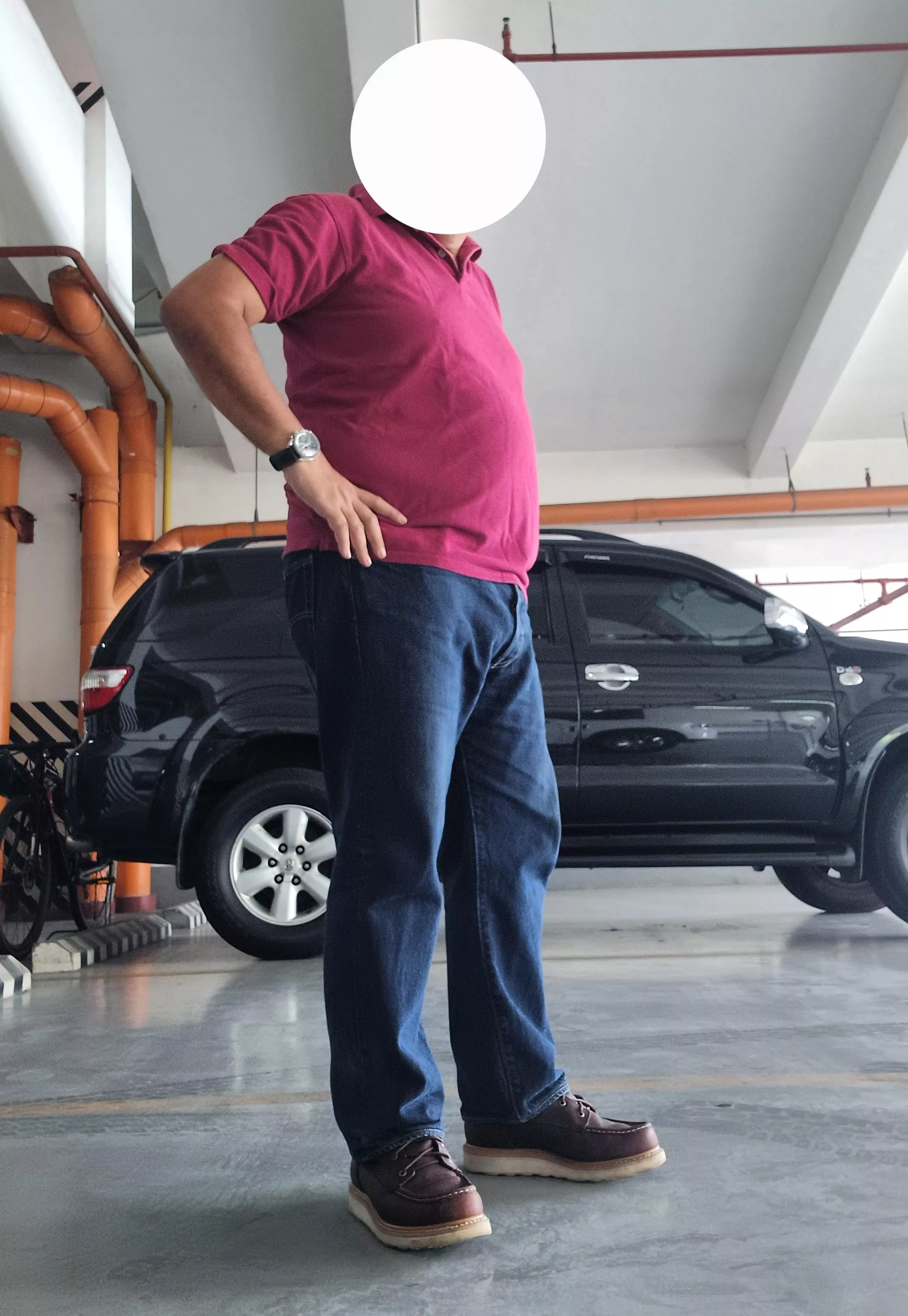 Do my boots look small for my body frame? They fit perfectly tho. Size 10.5 D. Thanks for your feedback.