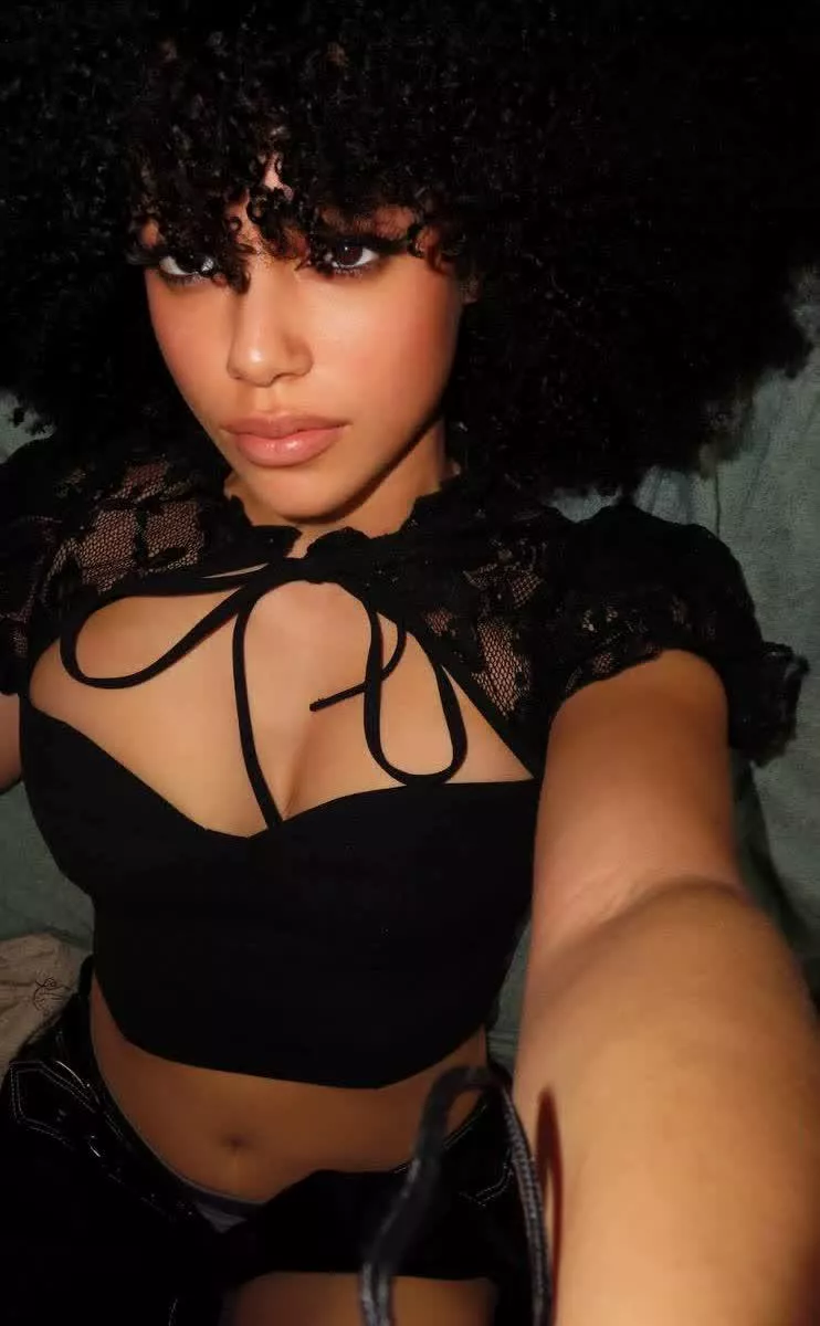 Do you like lightskin goths