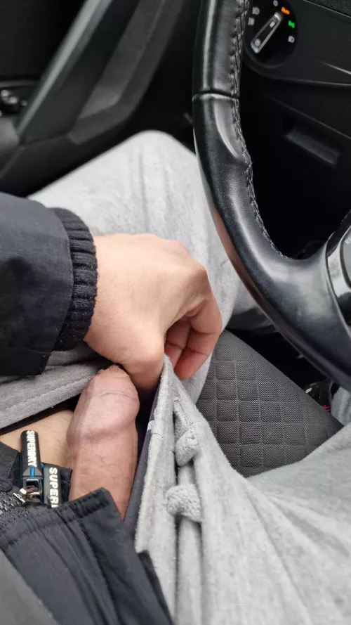 Do you want to sit next to me? 