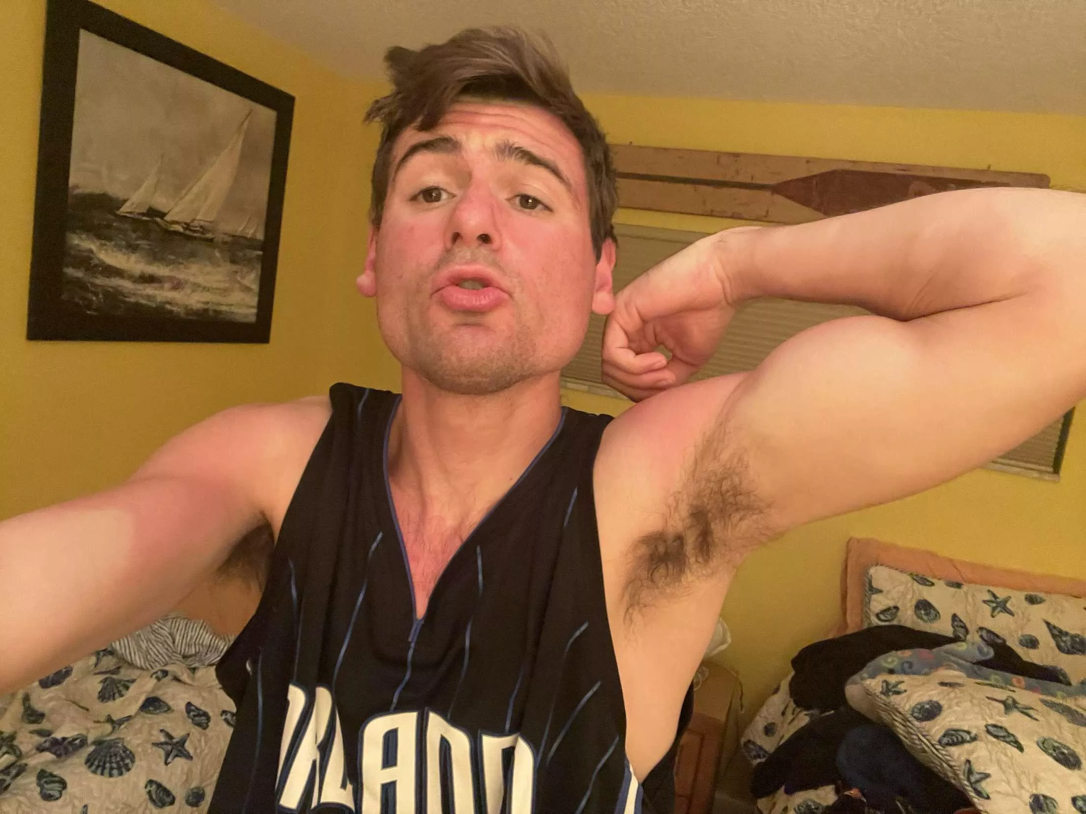 Found a really hot armpit shot