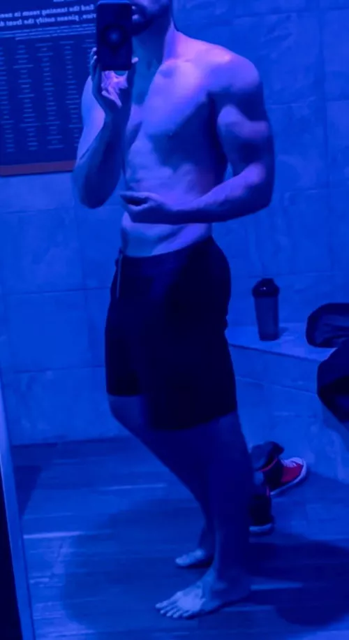 I wish this room had better lighting for my post pump check (M)