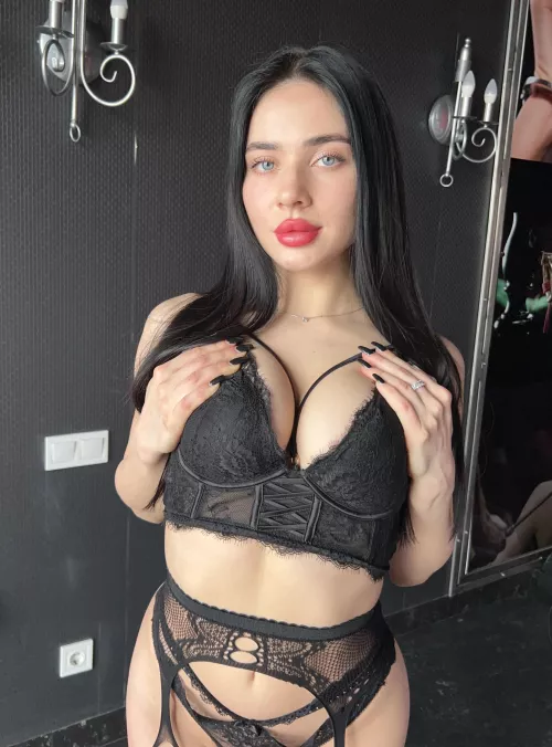 If succubi existed, they would look like this