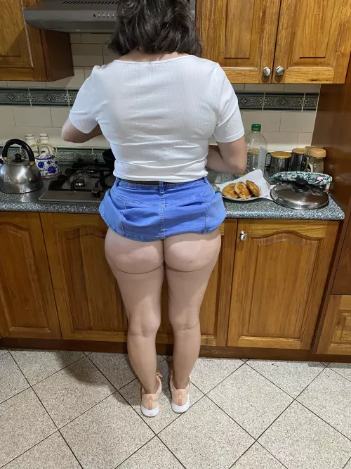 Is this how a wife should cook dinner?