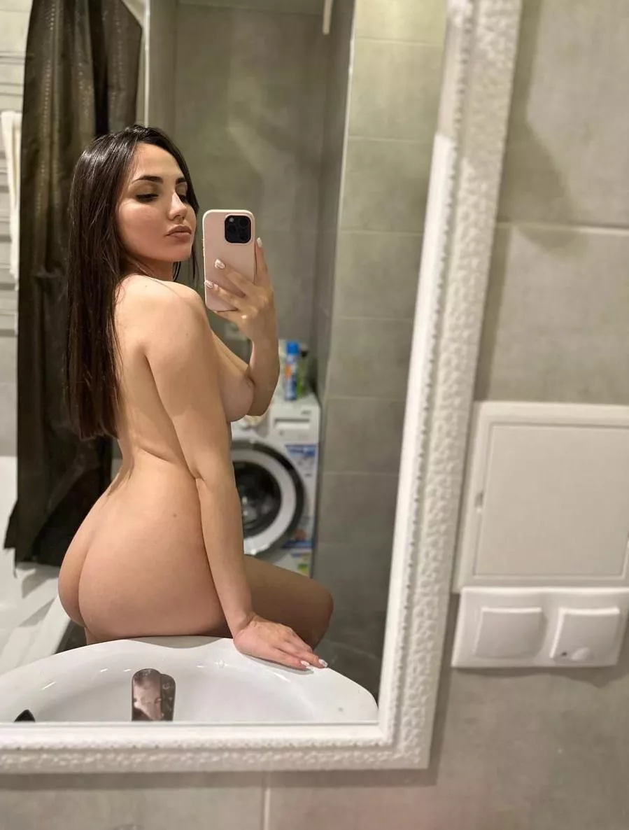 just want to share my lovely ass