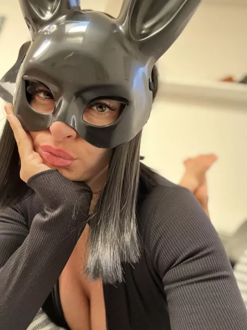 Let me grab it and stroke it until you explode in my mouth daddy.