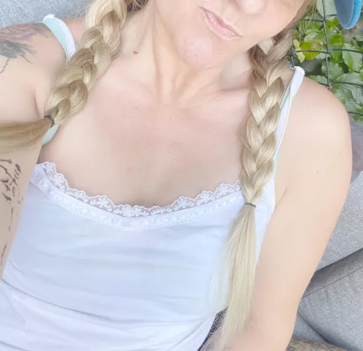 [Mrs,37] ‘Innocent braids’: Y or N? 