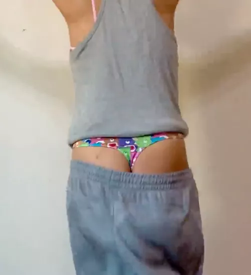 My fren asked me to help him reach for something high and i jumped and immediately regretted it after remembering i was wearing loose shorts and not my usual tights today ><