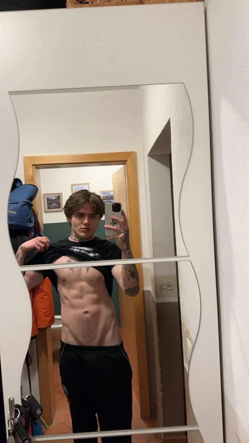 name someone with a better V