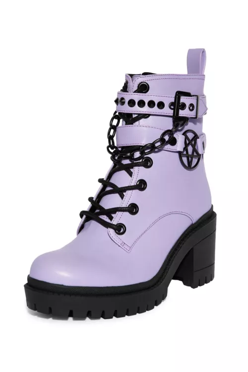 Please help me to find similar boots