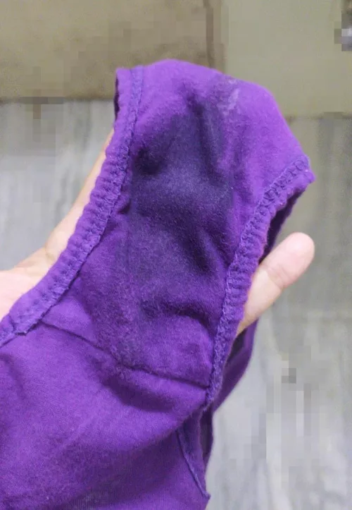 Shes wet watching the tributes...