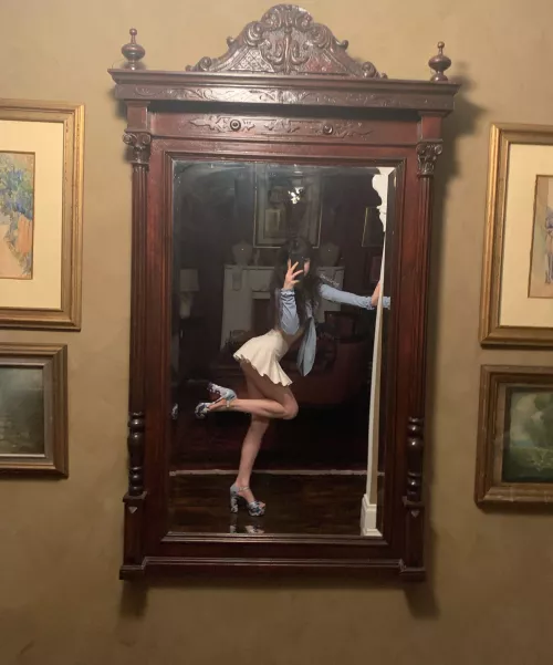 short skirts are hot change my mind 💙18f