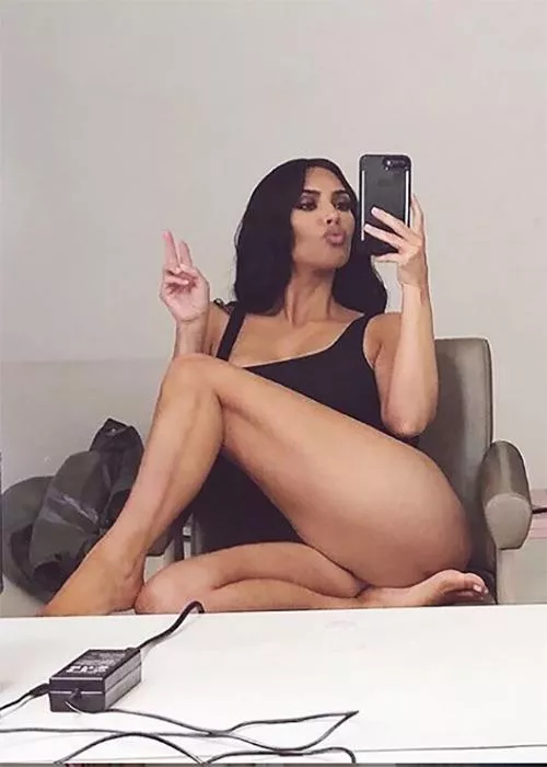 Showing booty and feet 