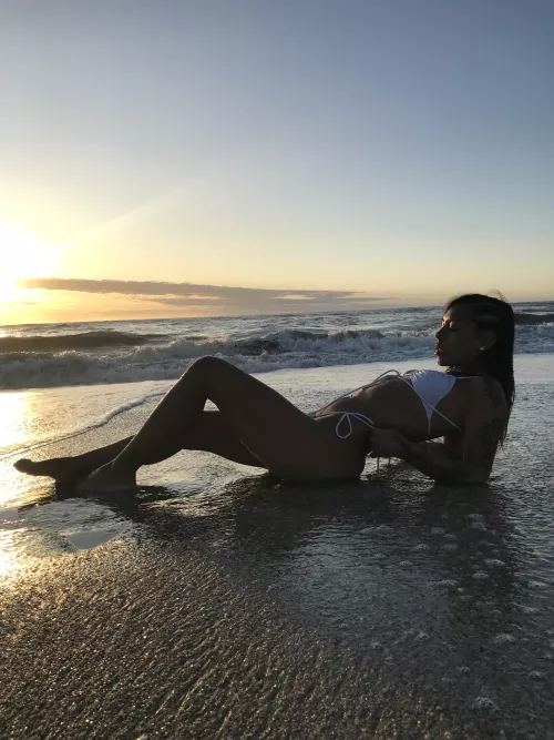 Sunset by the beach is a totally different vibe