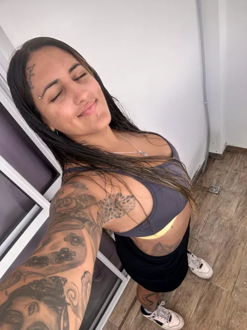 WANNA LICK MY TATTOED ARMPIT?